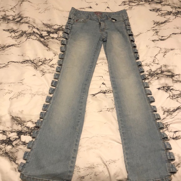 jeans with cuts down the side - Picture 3 of 9